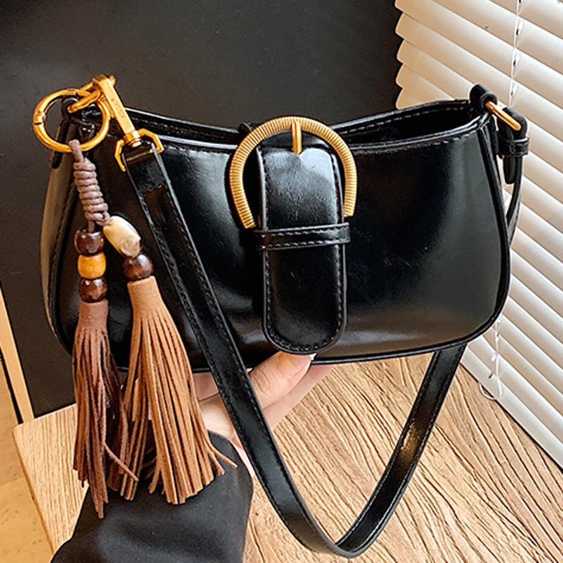 Niche retro Korean version underarm bag women's autumn new high-value fashion simple shoulder small bag