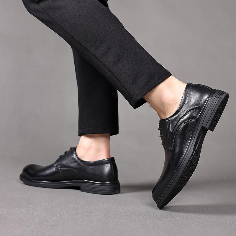 2025 autumn new dress men's casual leather shoes men's leather trend youth small leather shoes British style gentleman shoes