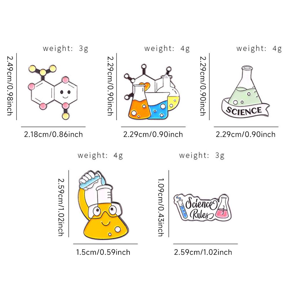 Niedliche Cartoon-Brosche mit Lackabzeichen, kreative Accessoires