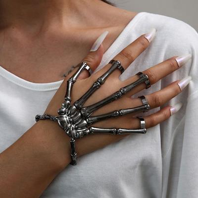 Halloween Hands Bracelet Skeleton Hand Ghost Claw Punk Exaggerated Style Adjustable Elastic Cord Spooky Skull Fingers Wristband Unisex Holiday Prop