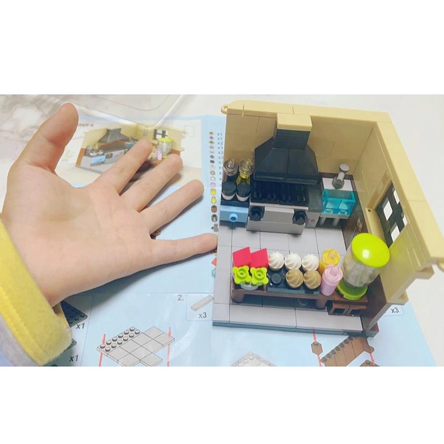 1 st Mini Gatuvy Syn Drömhus Racerbil Läkare Målare Musiker Forskare Konditor Kameraman Astronaut Byggklossar