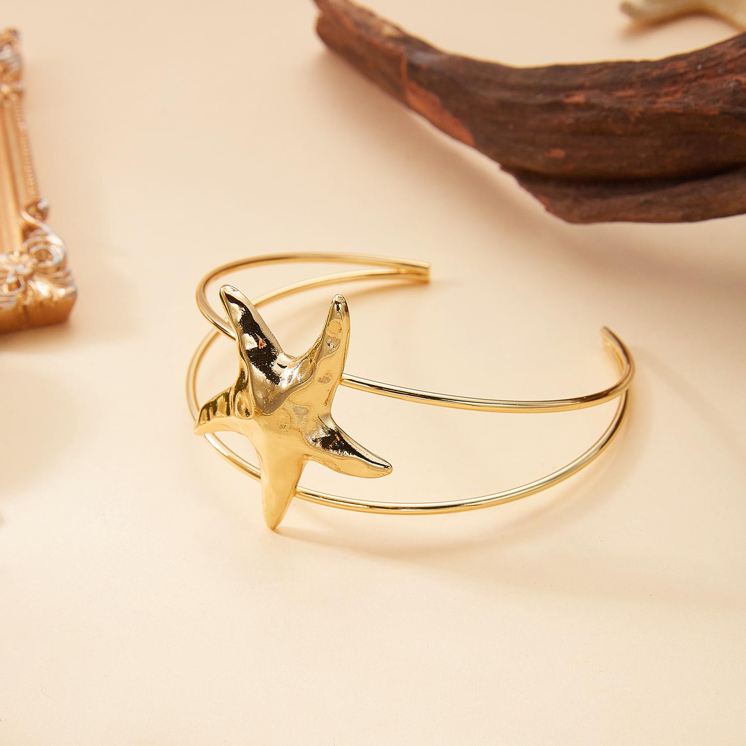 Fahion Starfish Adjustable Cuff Bracelet for Women Boho Starfish Upper Arm Open Bangle Festival Party Jewelry Gift