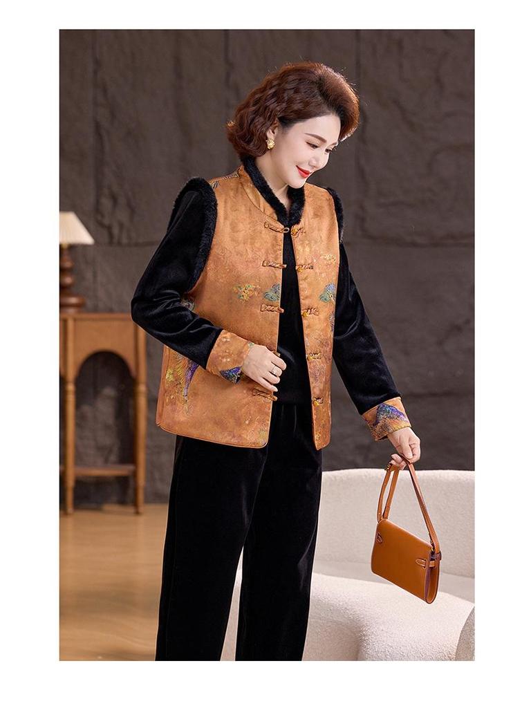 New Chinese-Style Winter Vest Suit: 3-Piece Gold Velvet Set for Middle-Aged Women