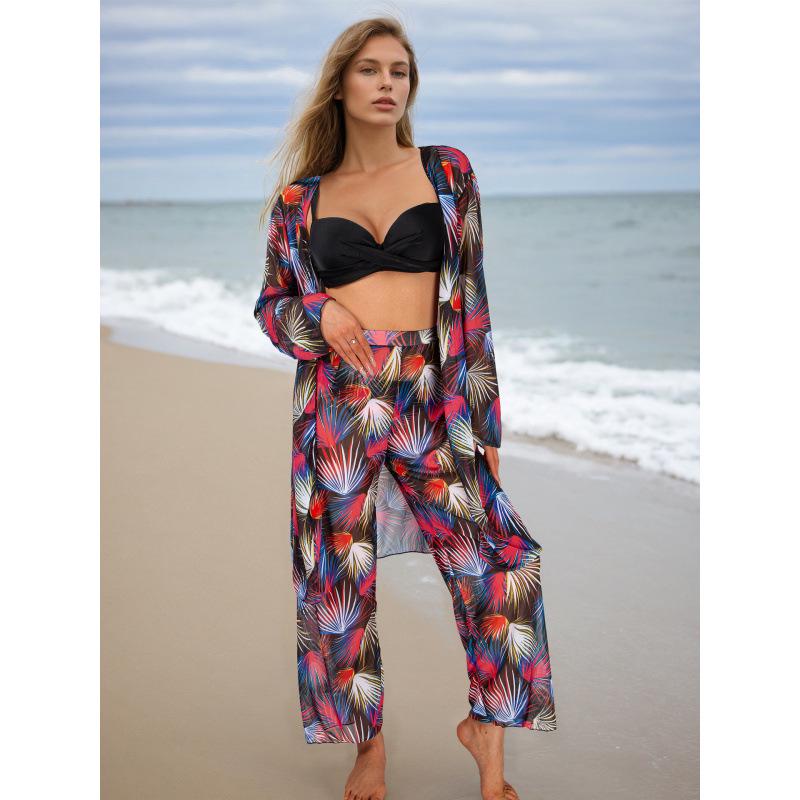 2026 Women's Four-Piece Bikini Set with Sun Protection: Includes Long-Sleeved Cover-Up, Trousers, and Swimwear for Beach or Hot Springs.