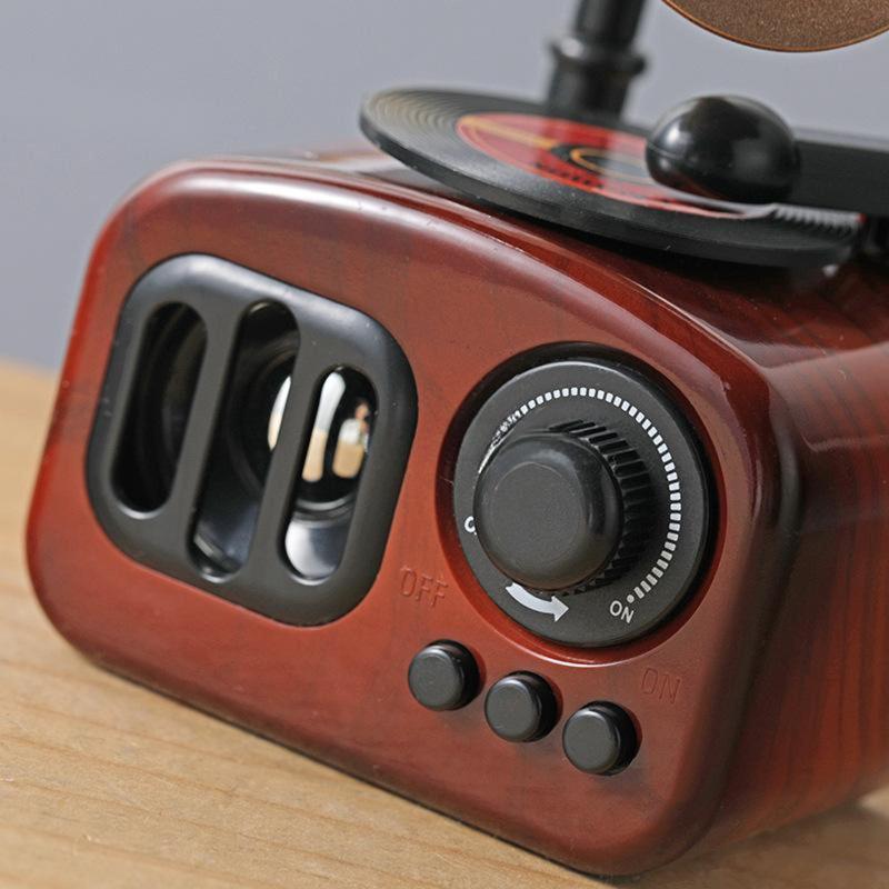 Retro Phonograph Shape Music Box Classical Art Decor Music Box Crafts Gift Home Decoration Antique Vintage Decor