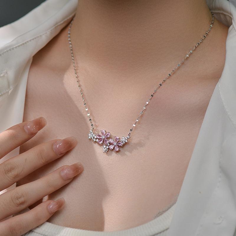 Blumenkette Süßes Mädchengefühl Leichte Luxushalskette Hochwertiges Gefühl Atemberaubende Blume Schlüsselbeinkette Mädchen