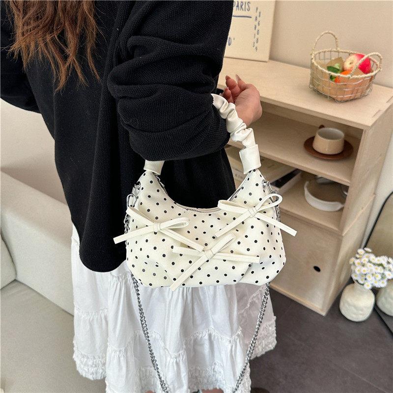 Korean-style niche pleated design handbag, fashiable and cute polka dot bow shoulder bag, high-appearance backpack for girls