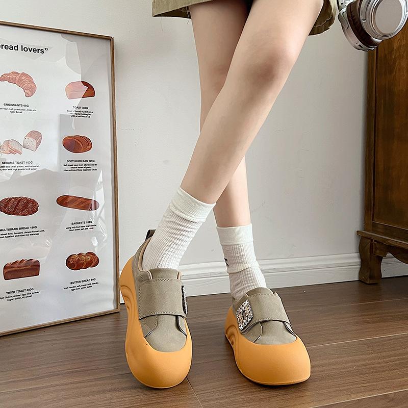 Mattes Leder Plateau Brotschuhe Damen Herbst neue Mode runder Kopf lässig Klettverschluss Damenschuhe Muffin-Schuhe