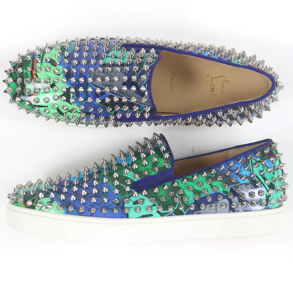 Makellose Christian Louboutin Low-Cut-Sneaker ROLLER BOAT mit Spikes und Nieten, Slipper, Blau, Gebraucht