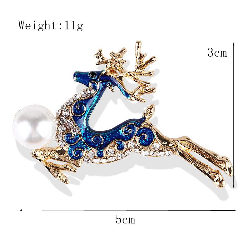 Fashion Christmas Brooch Christmas Tree Shoes Old Man Elk Wreath Snowflake Bell Pin Female
