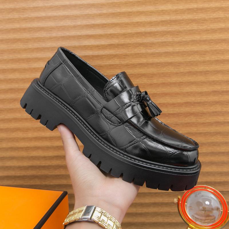 Cheap Large Size Four Seasons British Style Business Tassel Fashion Versatile Platform Leather Shoes Gouge Men's Shoes