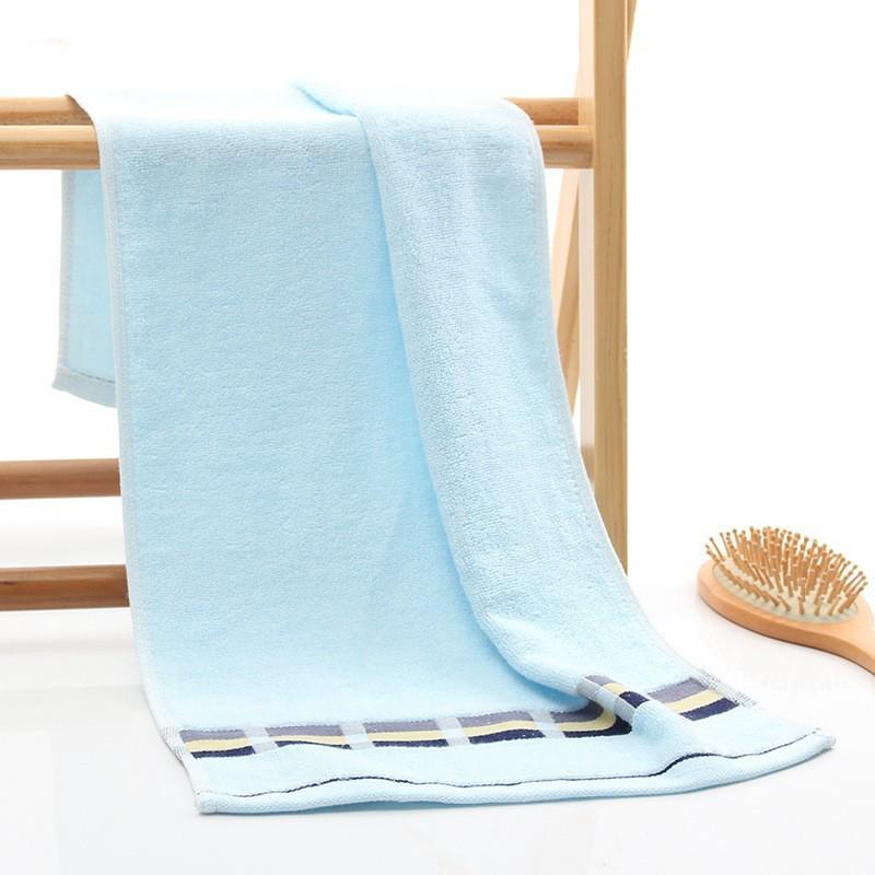 Absorbent Thickened Pure Cotton Bath Towel with Embroidered Souvenir Design