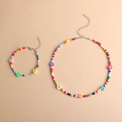 Buntes Perlen-Halsketten- und Armbandset aus Resin-Knete, lebhafte Accessoires, Perlen-Schmuck, Geschenk für modebewusste Personen