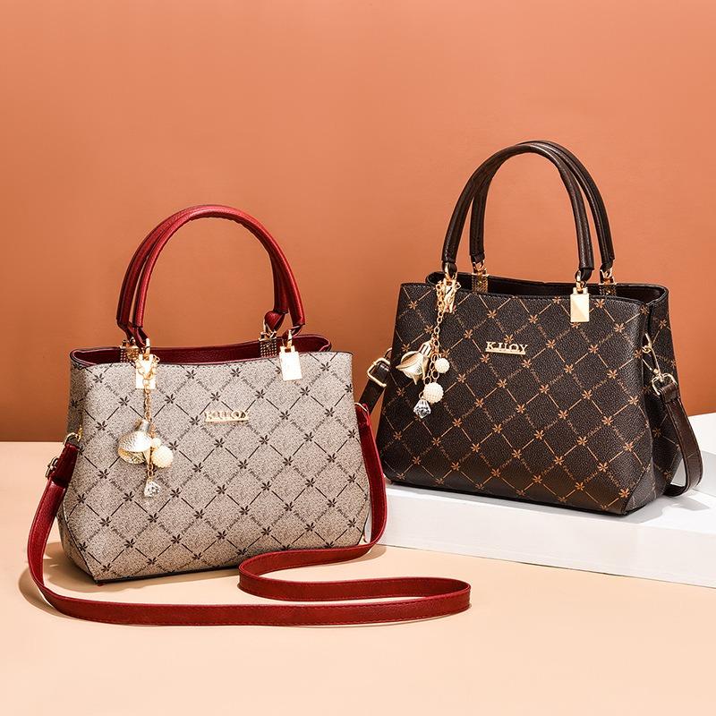 New Bag, Large Capacity Women's Handbag, Stylish and Versatile, Single Shoulder Crossbody Bag