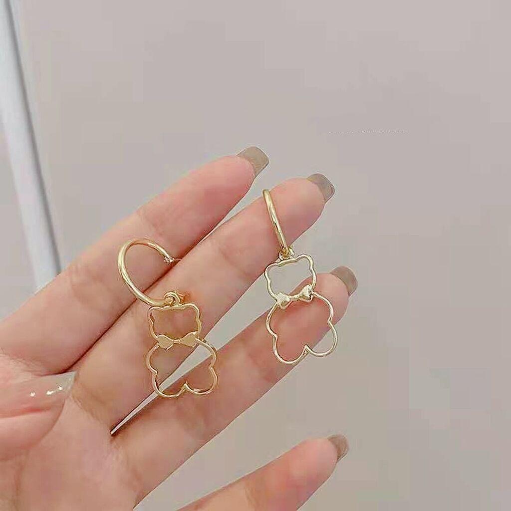 Korean Tide Personalized Versatile Hollow Bear Earrings Simple Versatile Cute Stud Earrings Cold Wind Earrings
