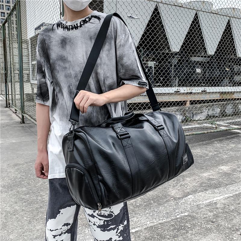 Bolsa de viaje portátil de cuero sintético para hombre: gran capacidad, separación de líquidos, equipaje de corta distancia o bolsa de fitness.