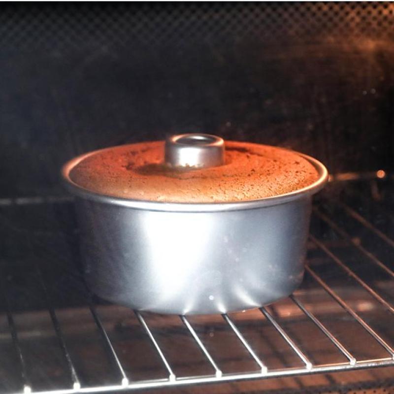 Round Middle Hole Chiffon Cake Toast Bread Pan Removable Bottom Hollow Chimney Mold Diy Baking Tools Bake Model Bread Box