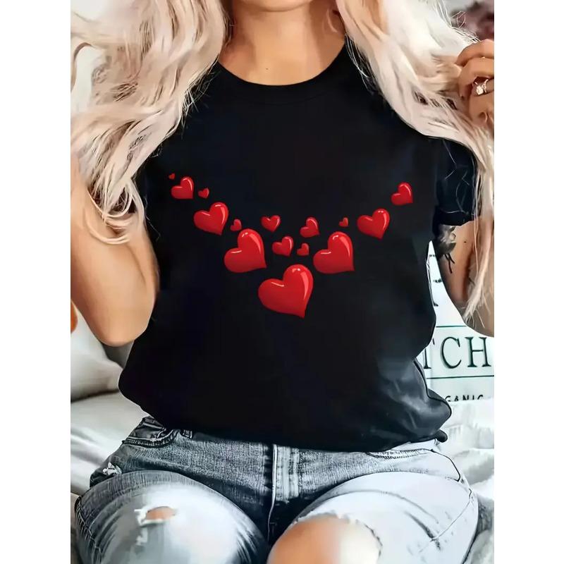 

European Size Plus Size, Women s Chic White T-Shirt with Red Heart Print - Casual Crew Neck, Short Sleeve Top, Perfect for Spring & Summer 4XL