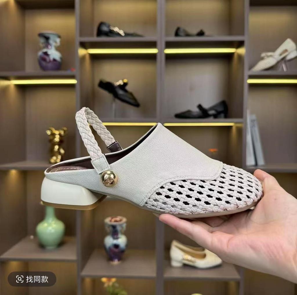 Summer Explosion Round Head Two Wear Thick-soled Retro Bag Head Half Slippers Women's Low Heel Hollow Weaving One Pedal Women's Sandals