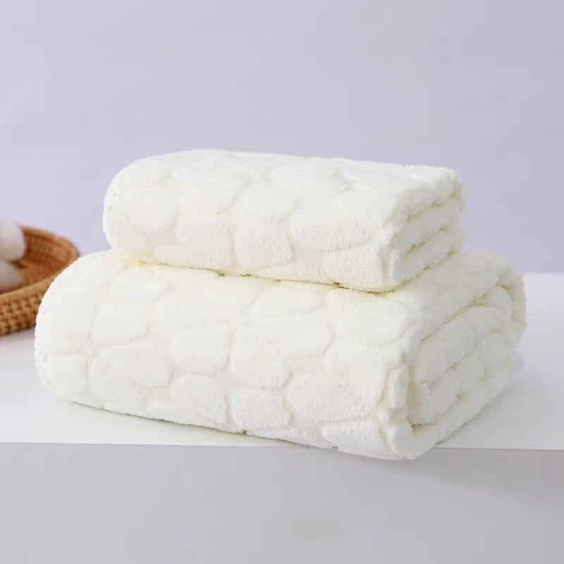 Jacquard Coral Velvet Plum Blossom Bath Towel 70x140 Soft Water Absorbent Home Quick Drying Towel