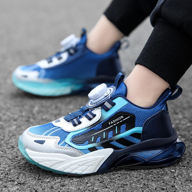 Medium and older children's shoes 2025 summer new men's and women's trend knob buckle double mesh breathable non-slip comfortable casual sports shoes