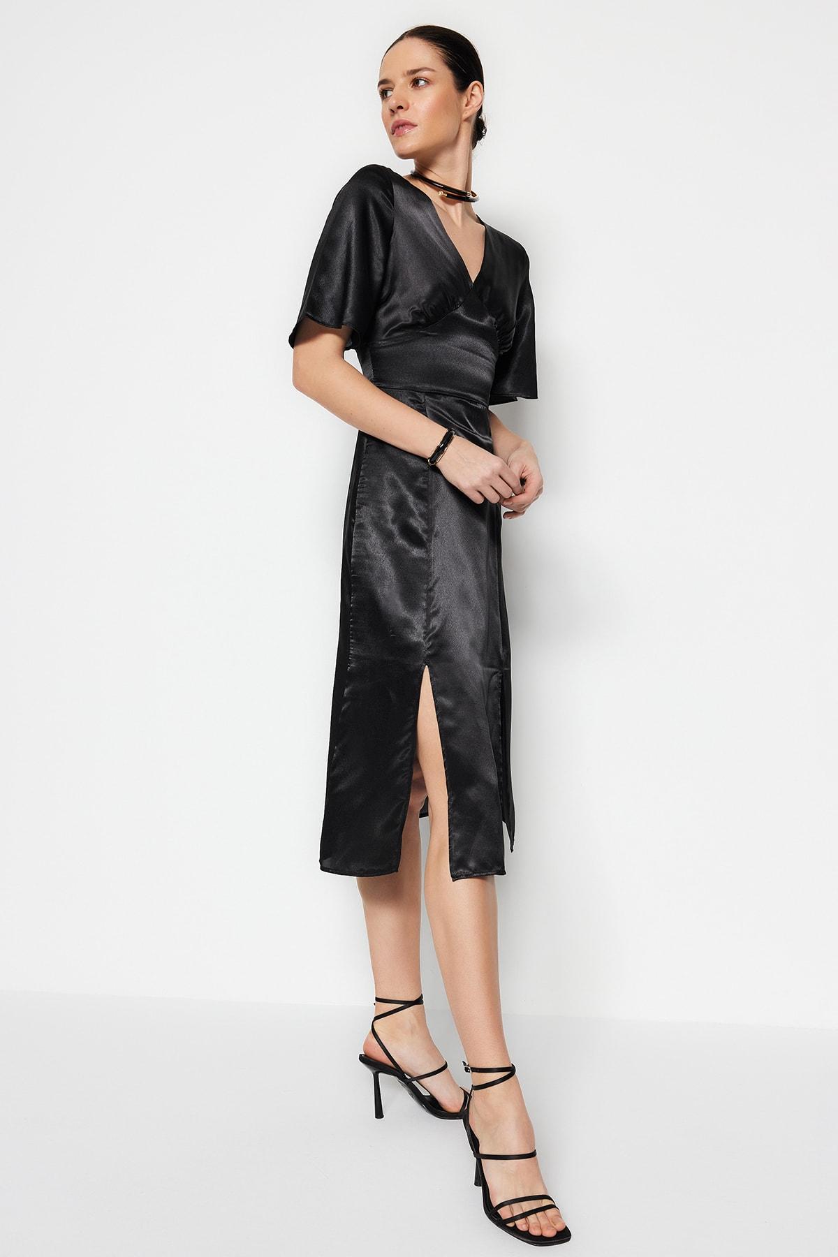 

Платье - Черный - Скейтер