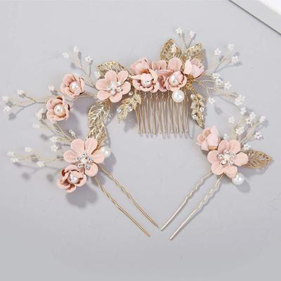 Penteado de Noiva Coreano: Pente de Pérolas e Flores Estilo Mori para Styling de Fotos Doce