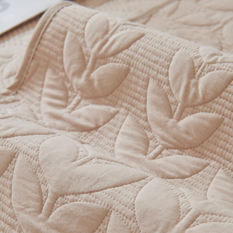 Подушка для дивана из ткани — фото 4