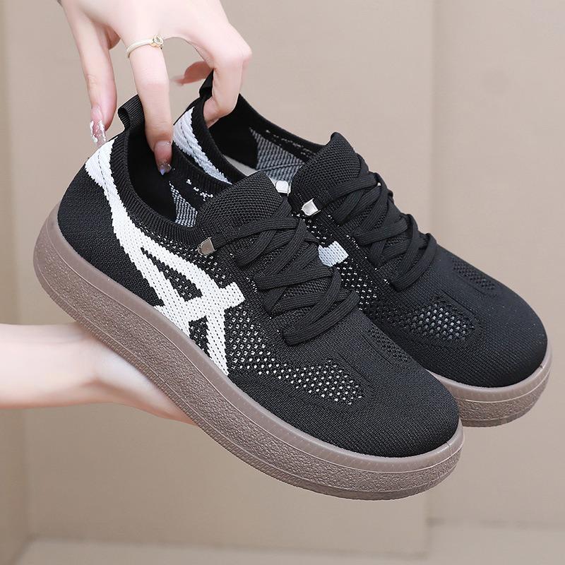 Shoes women's soft sole non-slip breathable light lazy shoes fashion casual mesh comfortable one pedal