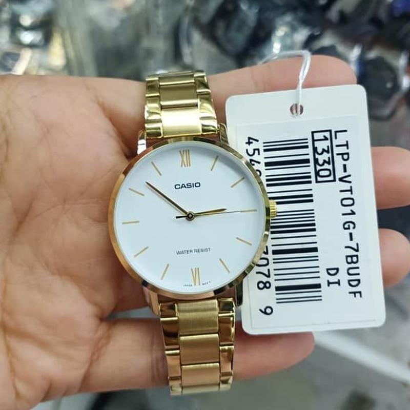 Casio Standard Series Simple Casual Large Dial Waterproof Quartz Movement Stainless Steel Ion Plated Strap Women Watches White LTP-VT01G-7B