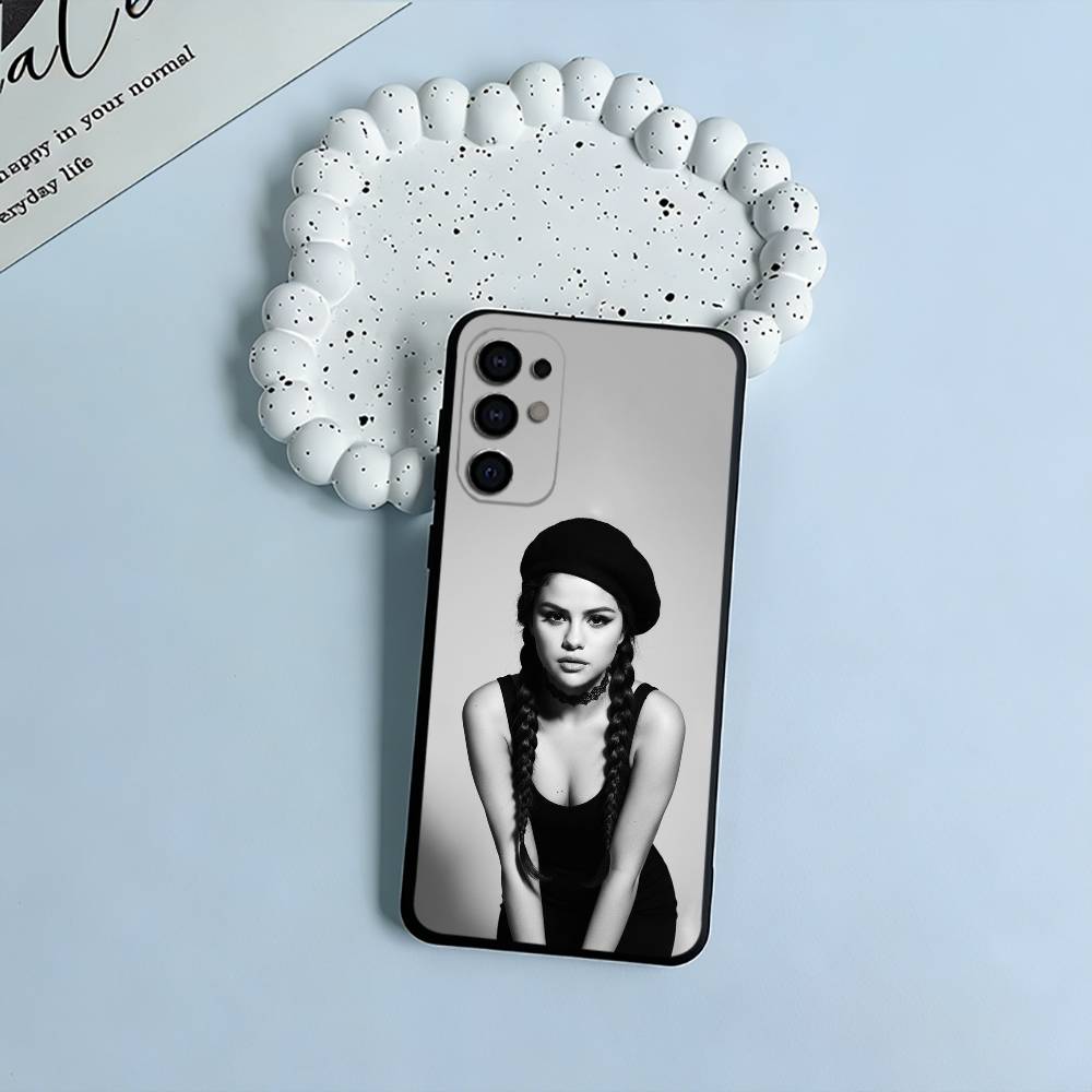 S-G-Selena- Gomez Soft Silicone Case for Samsung S25, S24, S21, S22, S23, S30, Ultra, S20, Plus, FE, Lite-Black