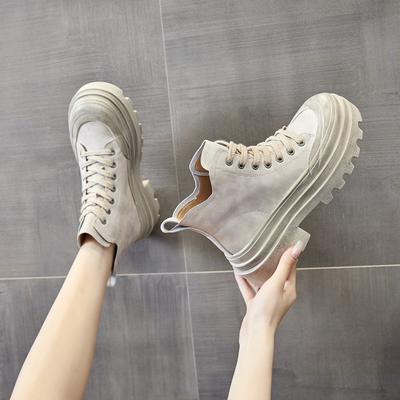 Sportliche High-Top Freizeitschuhe Damen Herbst Neu Muffin Plateau Leder Super Trend Martin Boots Damen Kurze Stiefel