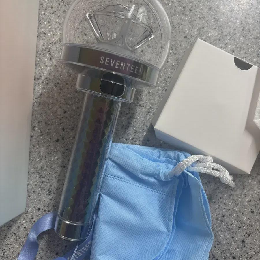 

Семнадцать новых нейрот бонгов