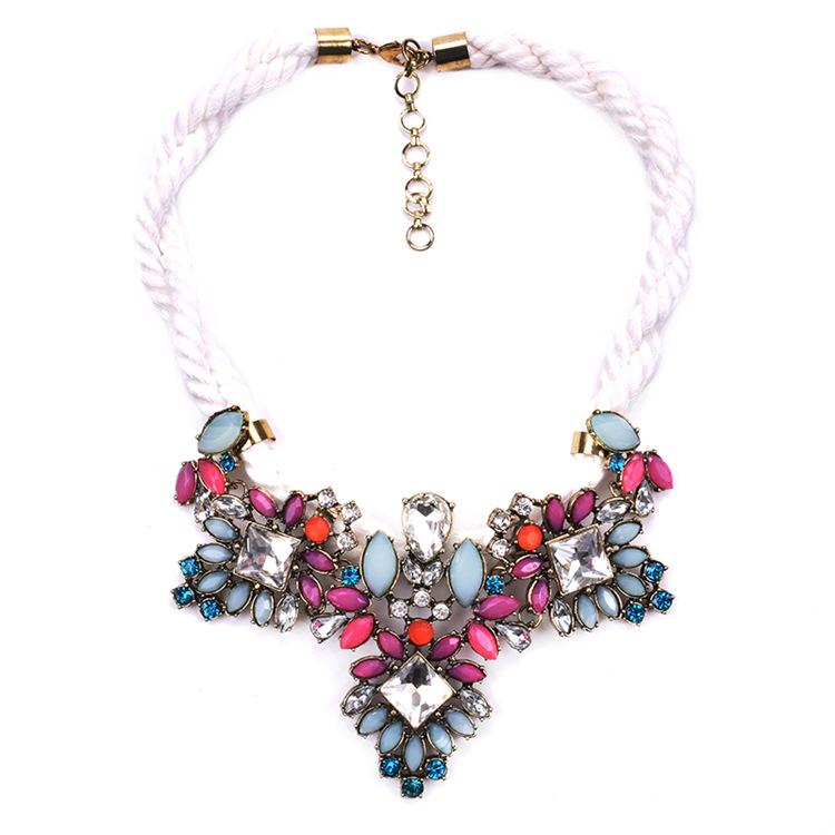 Luxury, Super Sparkling Crystal Diamond Gemstone Short Pearl Collarbone Necklace Exaggerated Women'S Fashion