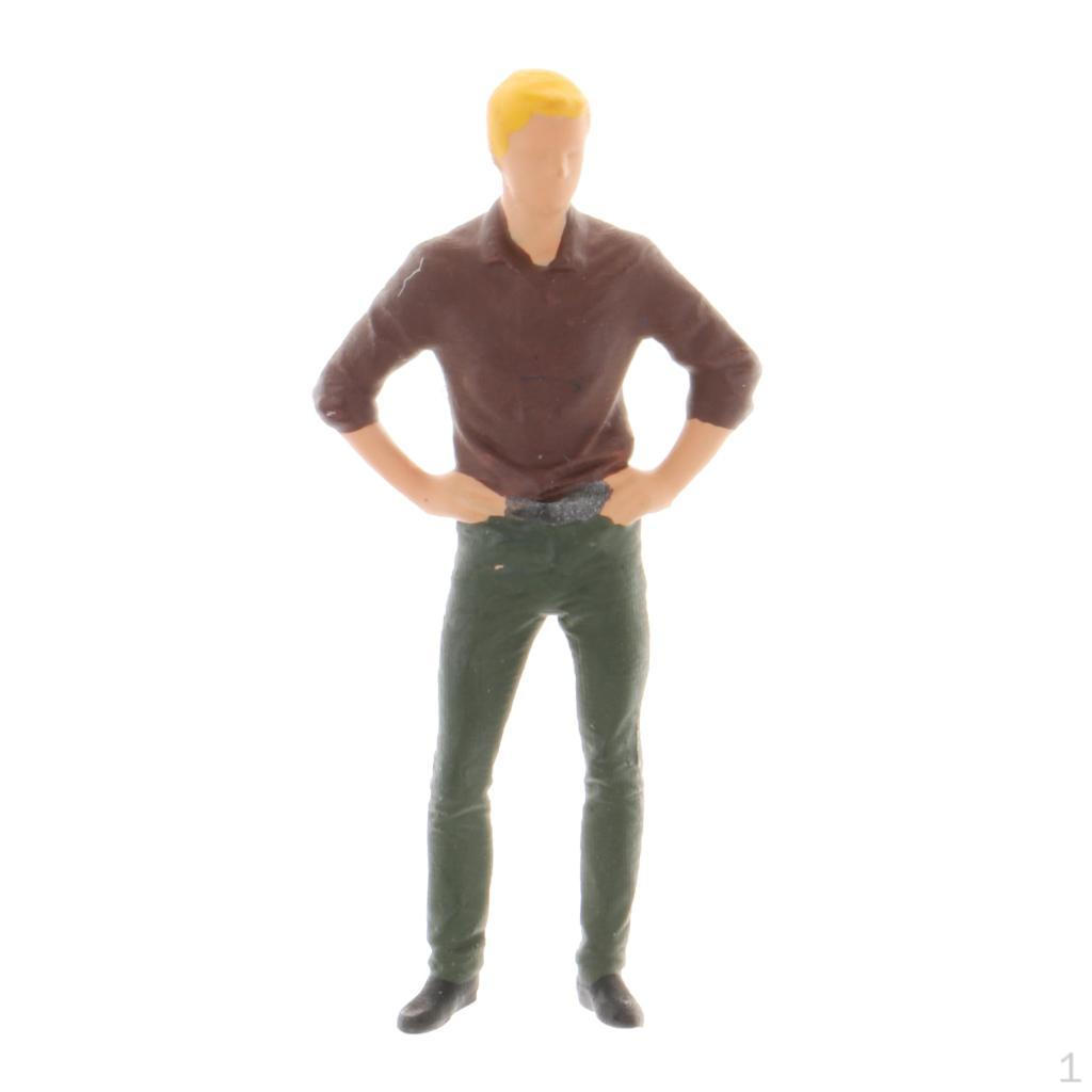 Resin 1:64 Young Man Figure Diorama Model Kit Character Painted