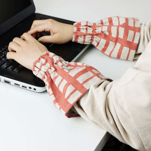 AndNE Multi-Arm Covers, Koushi Blue, Set for Both Arms, 18cm Wide X 17cm High, 9cm Cuff, Made In Japan, For Work, Office, Cooking, Stain Prevention, R