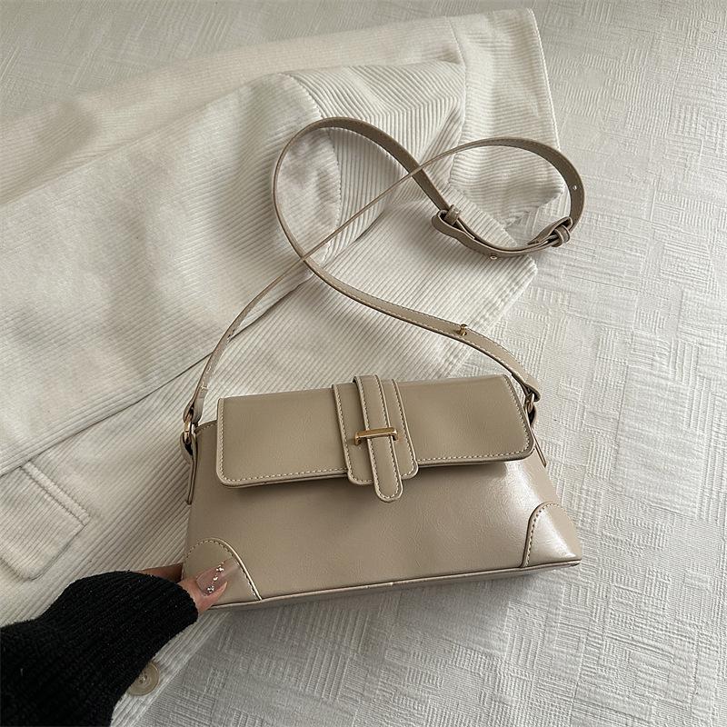 Premium Splicing Retro Underarm Bag Temperament Versatile Commuter Bag Niche Design Fashionable Shoulder Handbag