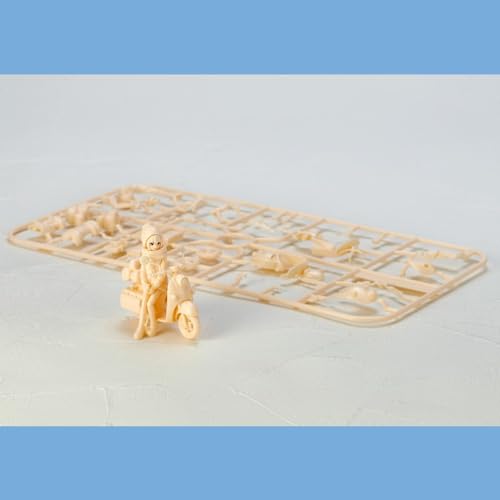 Kaiyodo ARTPLA Yurucamp Shima Rin and Bike Set 1/24 Anime Scale Unpainted Plastic Model Kit