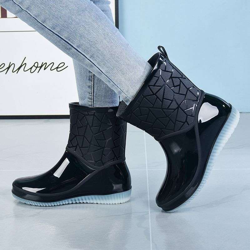

Fashion work short rain boots women s summer kitchen overshoes thickened non-slip rain shoes outer wear rubber shoes kitchen waterproof shoes 36