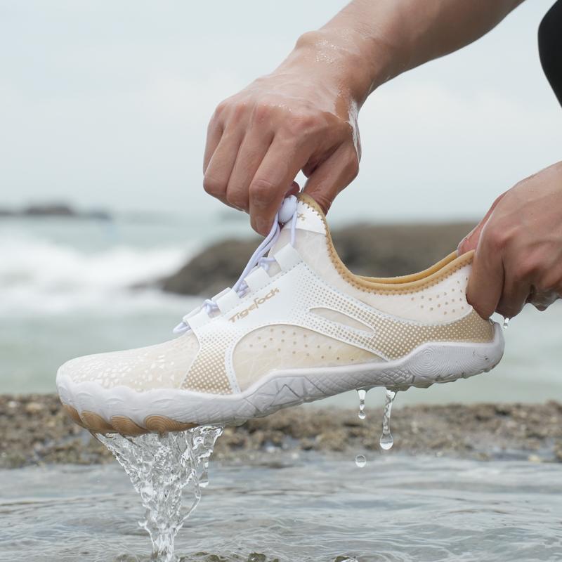 Wasserschuhe Badeschuhe Flussaufwärts Waten Barfuß Strandschuhe Erwachsene Fitnessstudio Outdoor-Training Schuhe Unisex Schnelltrocknend Atmungsaktiv