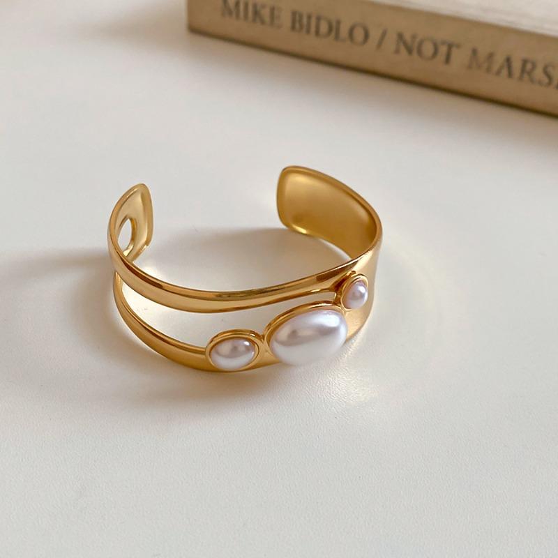 18k real gold electroplated round hollow pearl open bracelet wind personality bracelet niche high-end jewelry