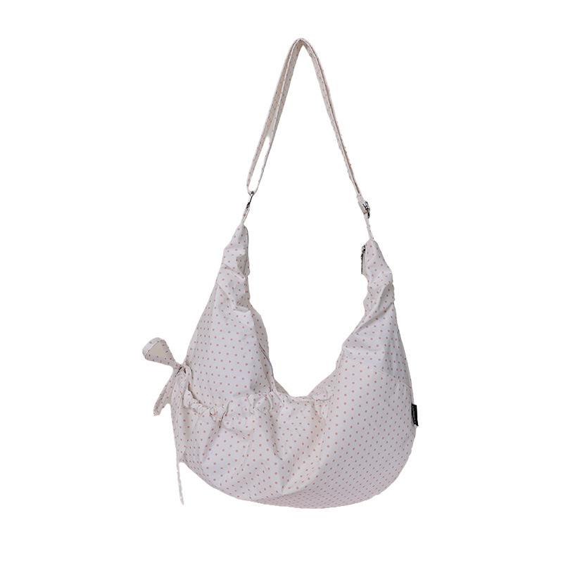 Schoudertas met Polka Dots in Koreaanse Stijl voor Dames - Gepersonaliseerde Geplooide Crossbody Tas voor Werk, Reizen en Uitjes.