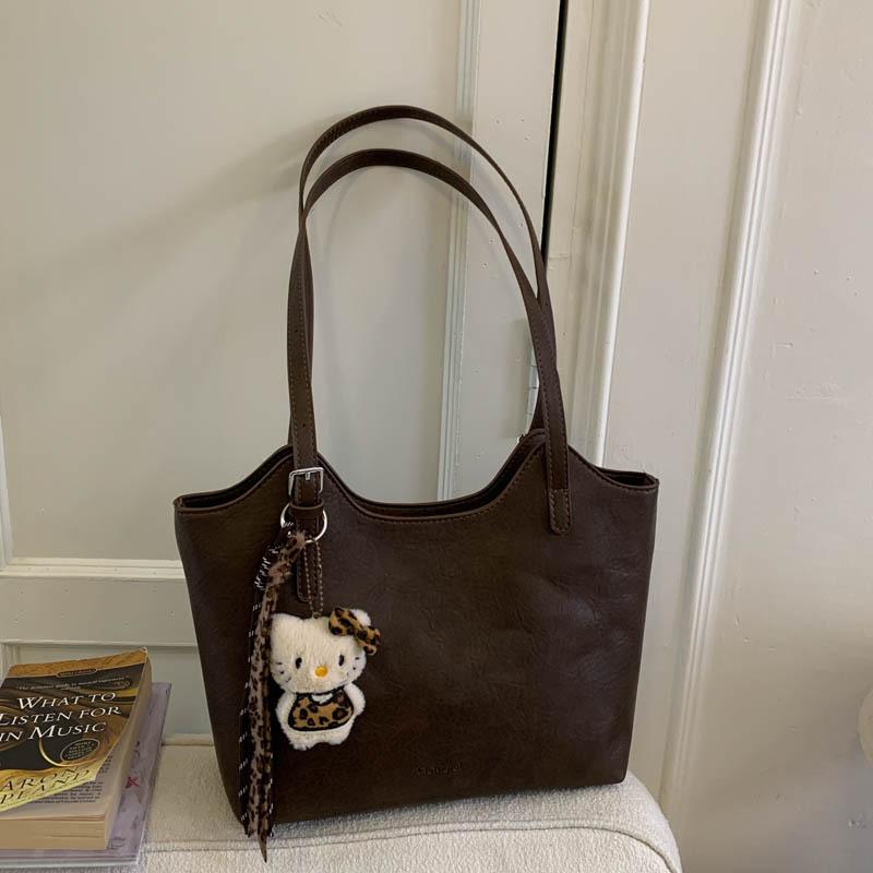 

Vintage commuter shoulder bag 2025 new trendy retro fashion large capacity tote bag Maillard armpit bag single bag