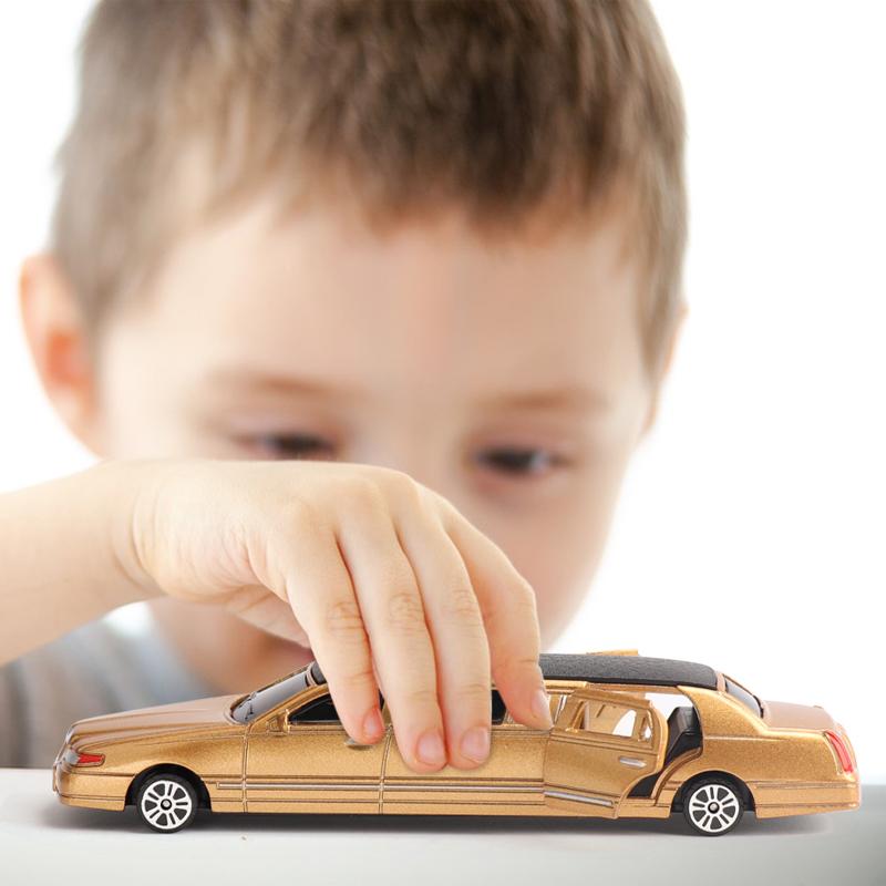 Maßstab 1/36 Lincoln Extended Legierungs-Automodell Kinderspielzeug Automodell Simulation Stretch Lincoln Limousine Autosammlung Spielzeug Kindergeschenk