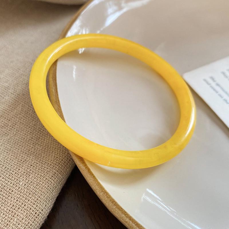 Elegant Geometric Resin Marbled Bangle - Chinese Style, Versatile Commuting Bracelet, Light Luxury Jewelry.