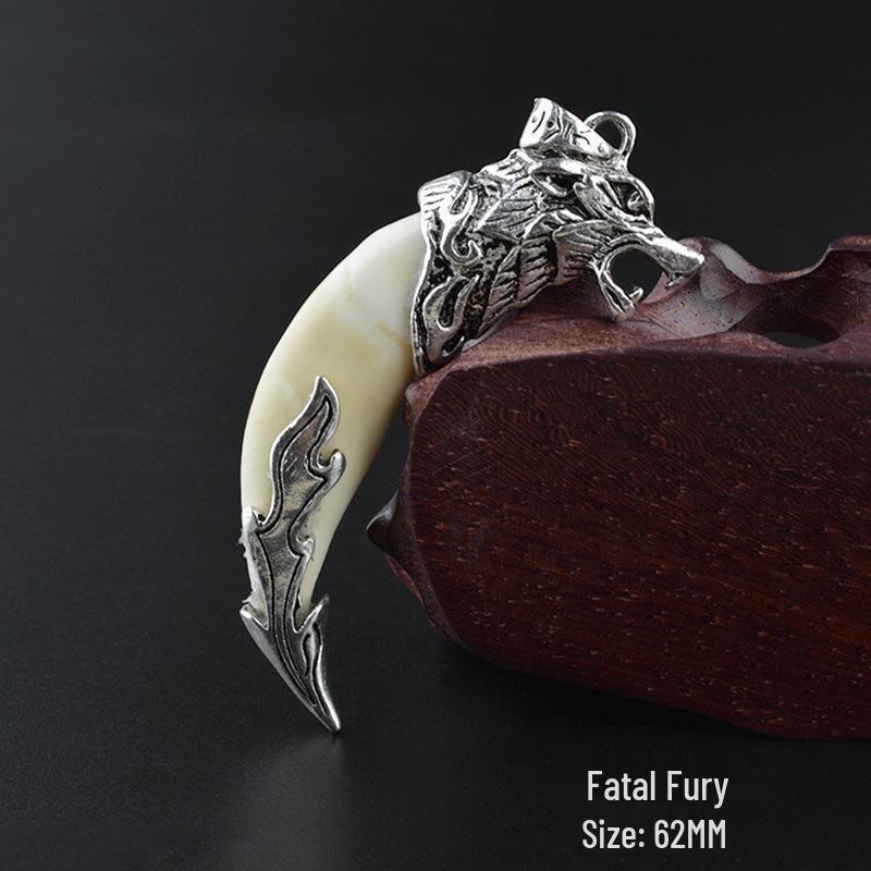 Wolf Fang Pendant: Domineering Amulet & Gift for Men & Women