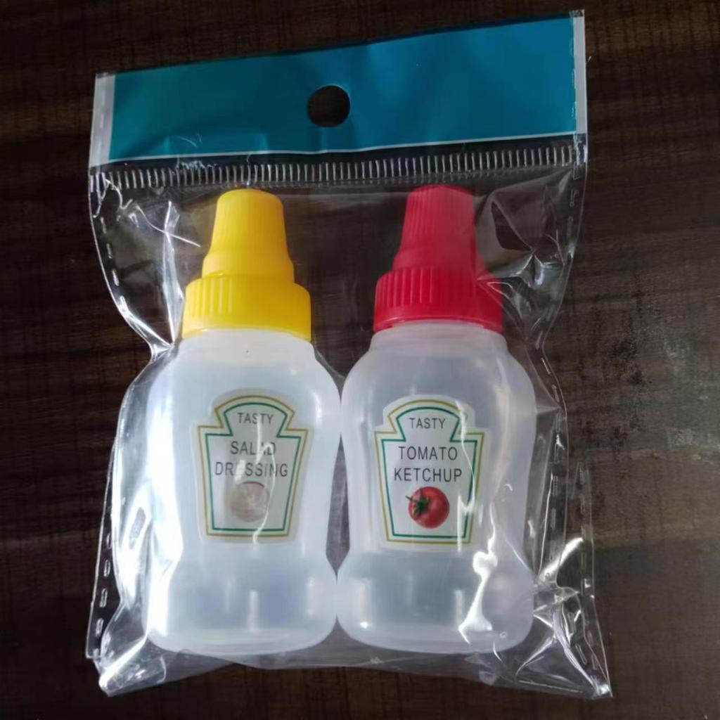 Portable Mini Squeeze Bottle for Tomato Salad Dressing and Honey Dispenser