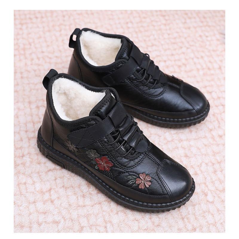 Winter New Women's Cotton Shoes with Fleece and Thickened Middle-aged and Elderly Cotton Boots Are Non-slip and Warm