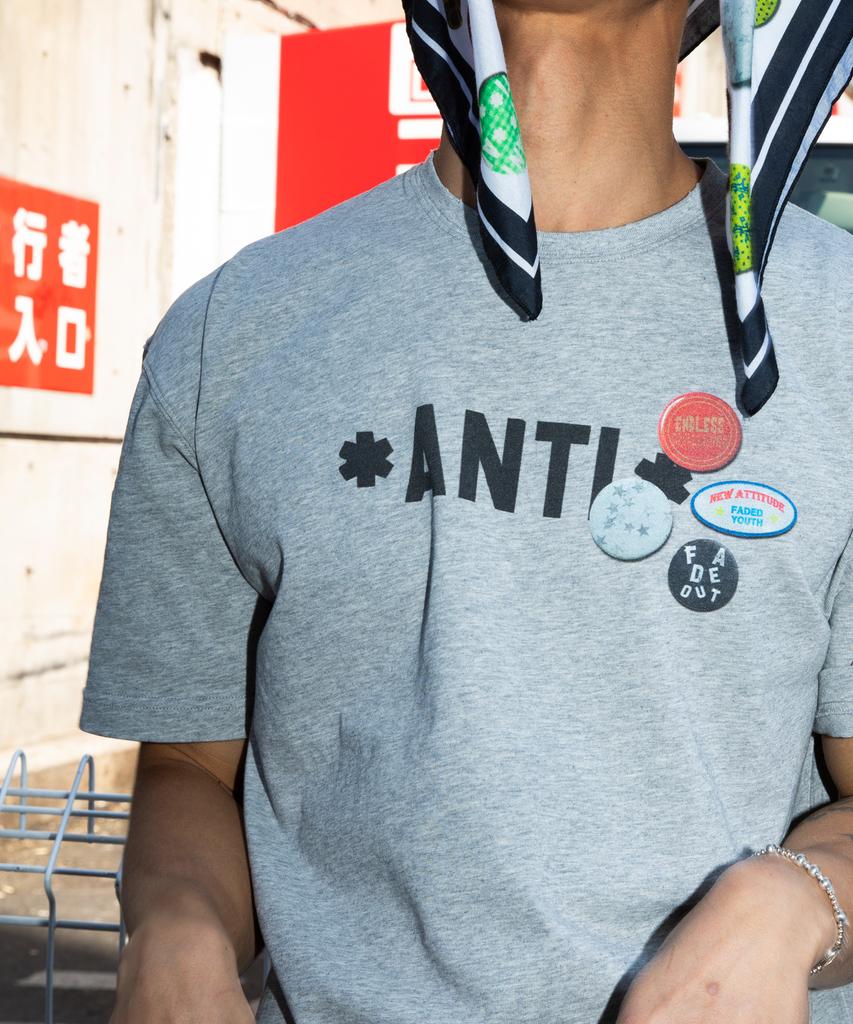 XTONZ Xf010 Anti-Pin Badge T-Shirt (Gray)