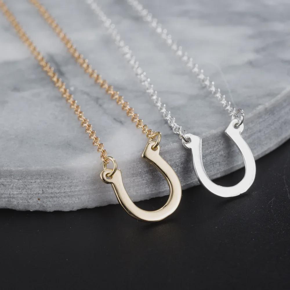 European-American U-Shaped Lucky Necklace: Alloy Horseshoe Pendant for Women